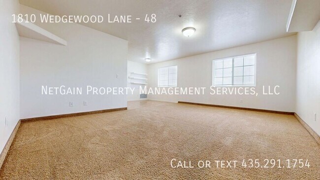 Foto del edificio - 1810 Wedgewood Ln