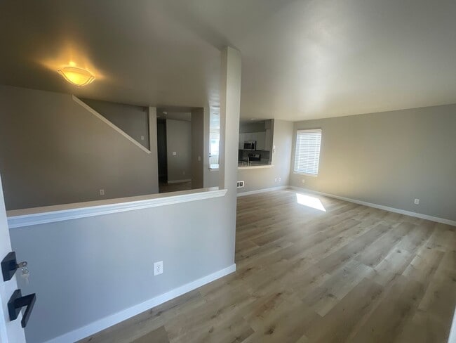 Foto del edificio - Remodeled 3bd, 2.5bath home