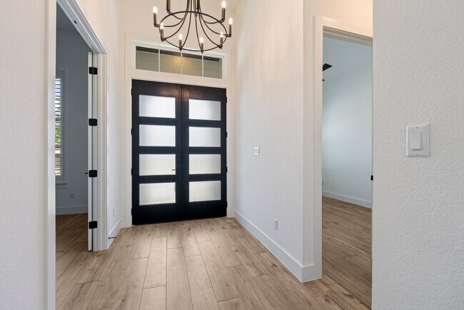 Foto del edificio - Where Modern Elegance Meets Texas Hill Country Charm