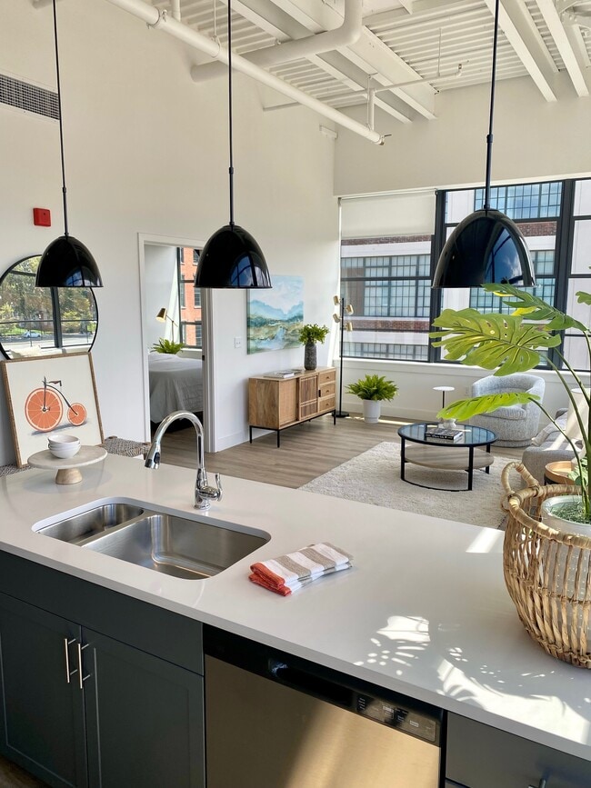 U-Shape - Open Kitchen & Living Area - Colt Gateway Apartments