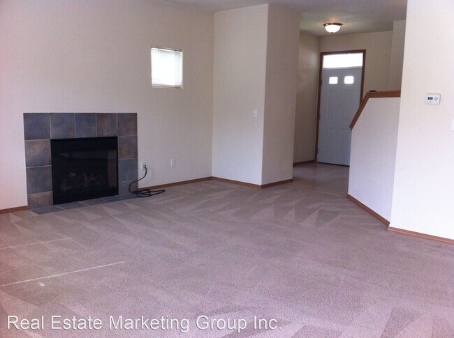 Building Photo - 4 br, 3.5 bath House - 238 Mitchell Lane