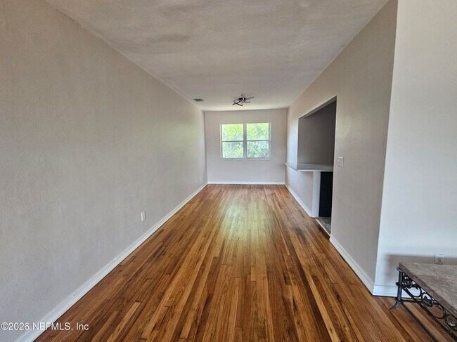 Foto del edificio - 3005 Walton St