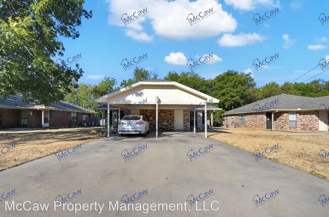 Building Photo - 2 br, 2 bath House - 409 Rockcrest Dr. Unit B