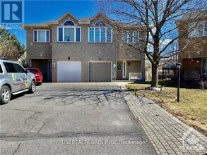Building Photo - 18 Covington Pl