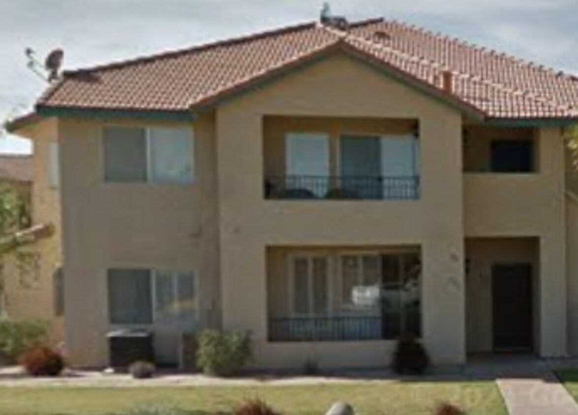 Primary Photo - Charming 3 bed / 2 bath Condo for Rent