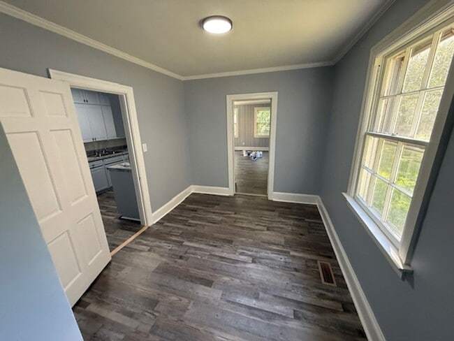 Building Photo - 809 Rose St