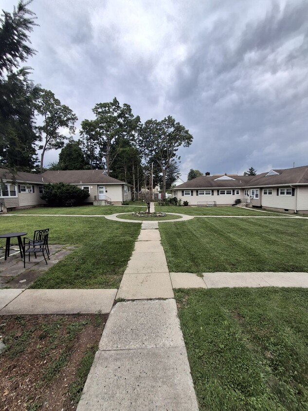 Primary Photo - Carey Ave Apartments