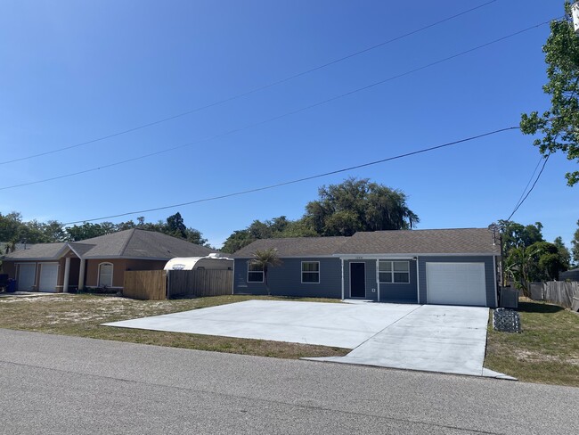 Building Photo - 12431 Wildrose Ave