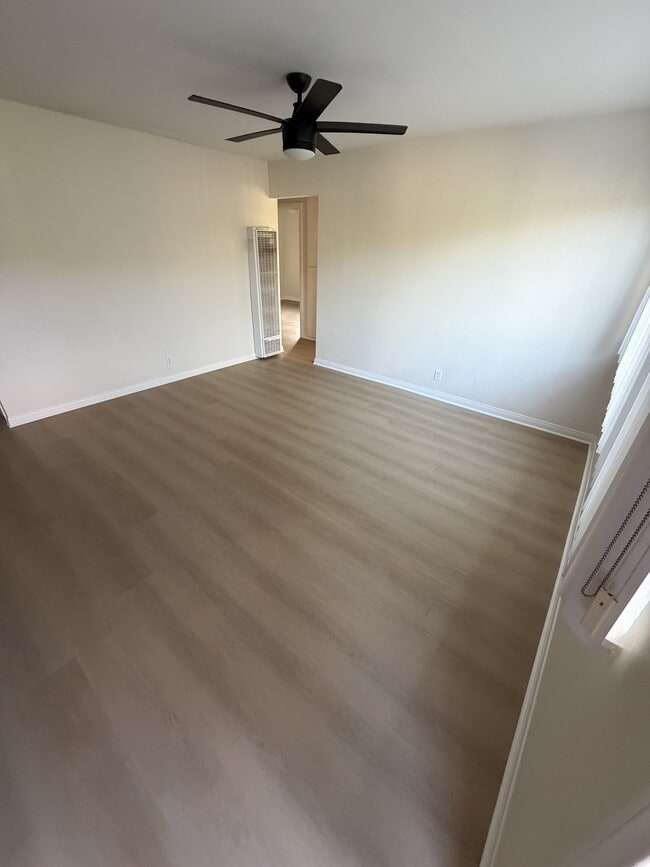 Photo - 2363 Carlton Pl (Costa Mesa, CA) Apartment