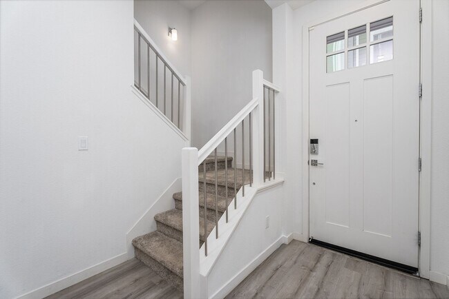 Foto del edificio - 508 Alisal Ln