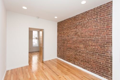Building Photo - 167 E 82nd St