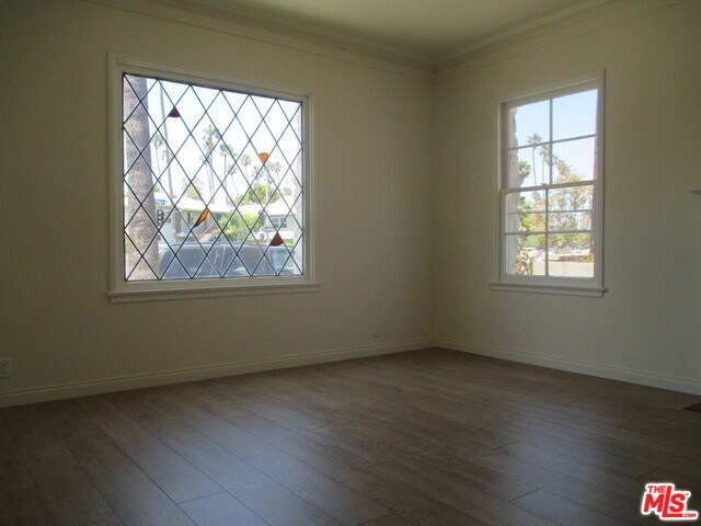 Building Photo - 808 S Venice Blvd
