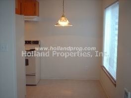 Foto del edificio - 11811-11817 SE Holgate Blvd