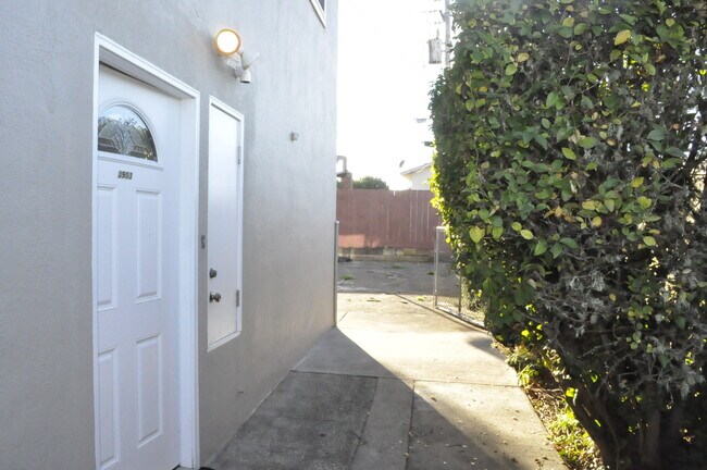 Entrance to Unit/Backyard - 3903 Moulton Dr