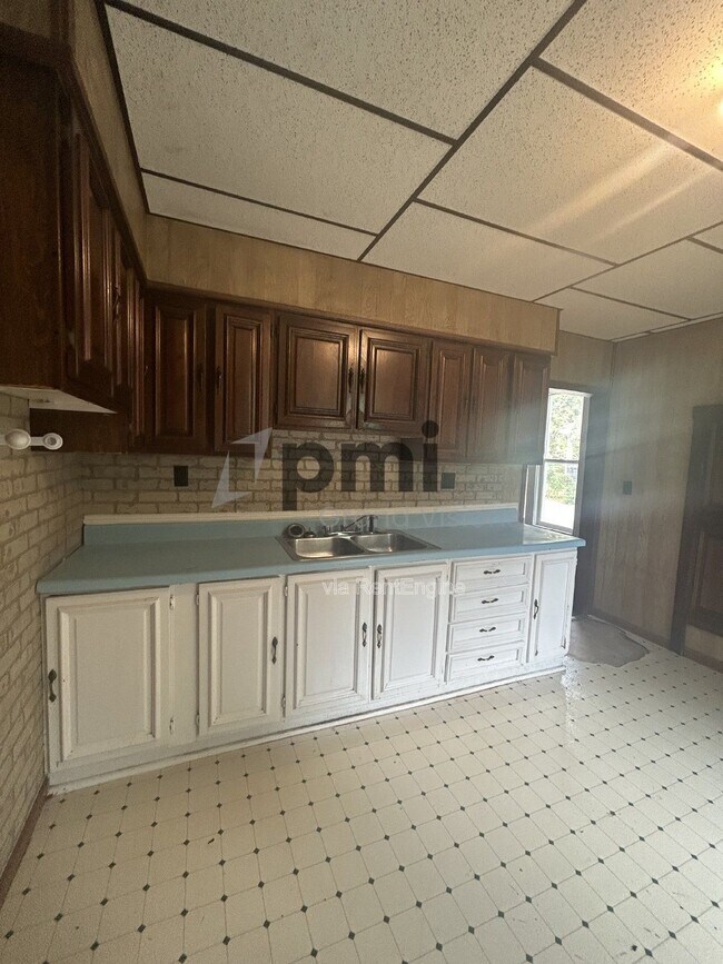 Foto del edificio - 1105 6th St