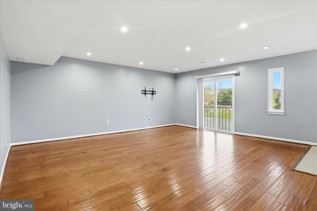 Foto del edificio - 4614 Conwell Dr