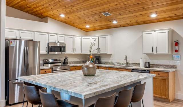 Foto del edificio - 1628 Reed Ln