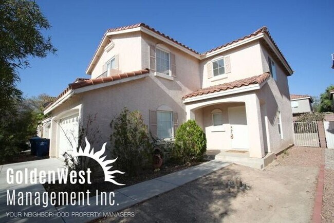 Building Photo - Charming 4Bdm 2Ba two-story home.