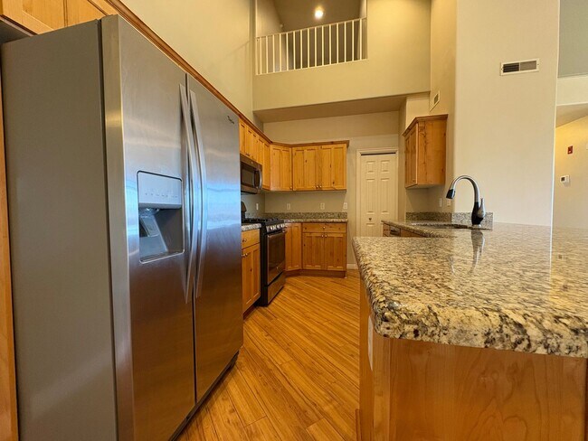 Foto del edificio - Millcreek Condo with Private Balcony & Pool!