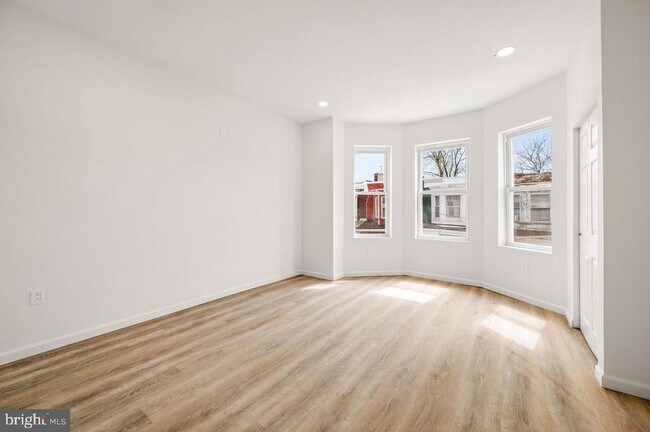 Foto del edificio - 5227 Chancellor St