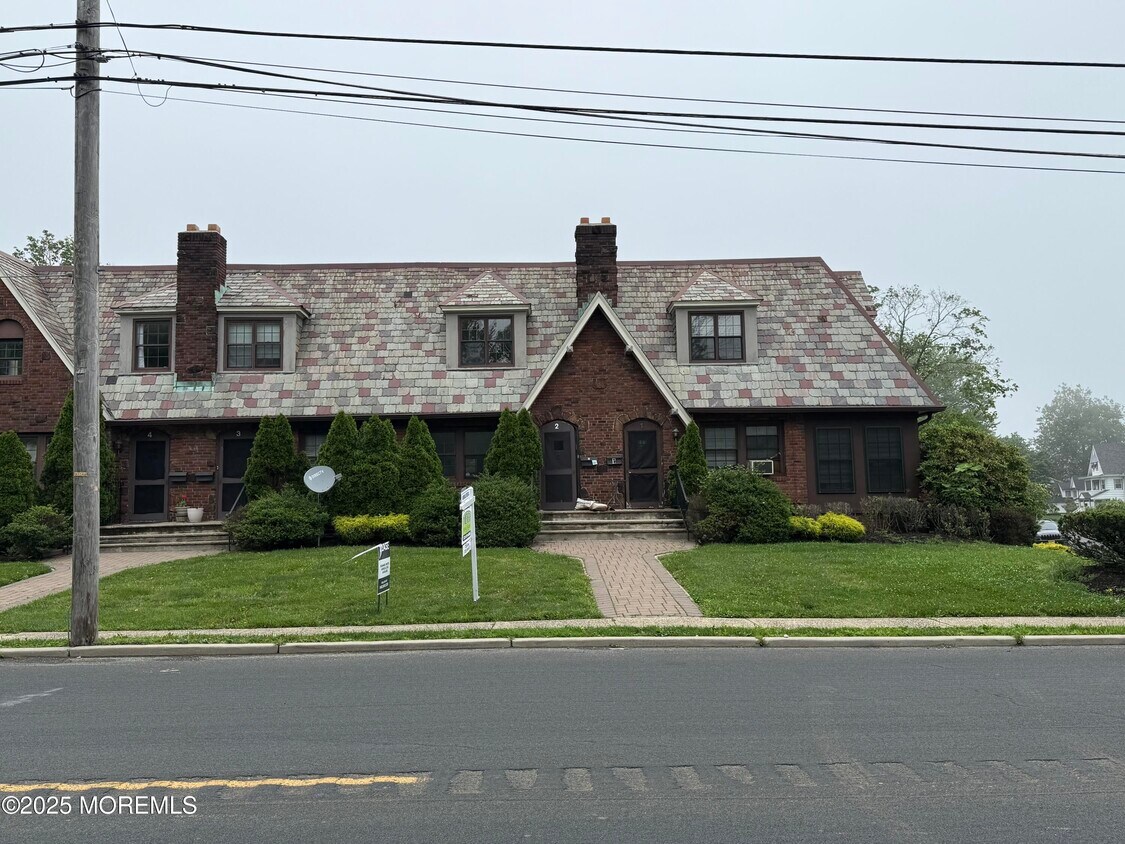Primary Photo - 1001 Norwood Ave