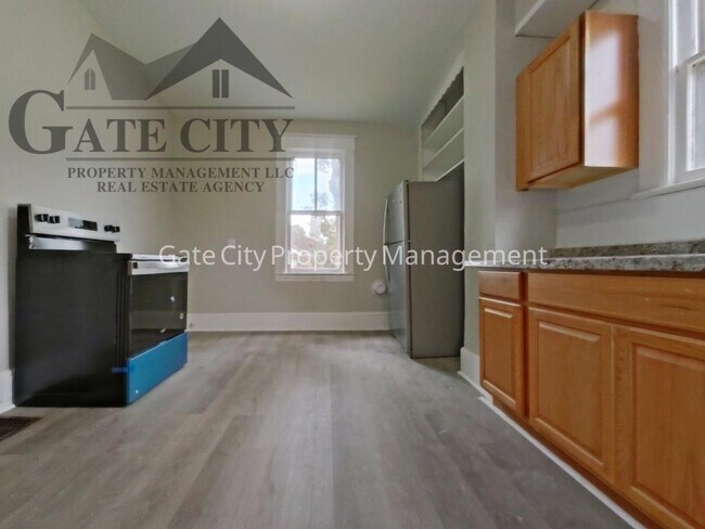 Foto del edificio - 1006 Holton Pl
