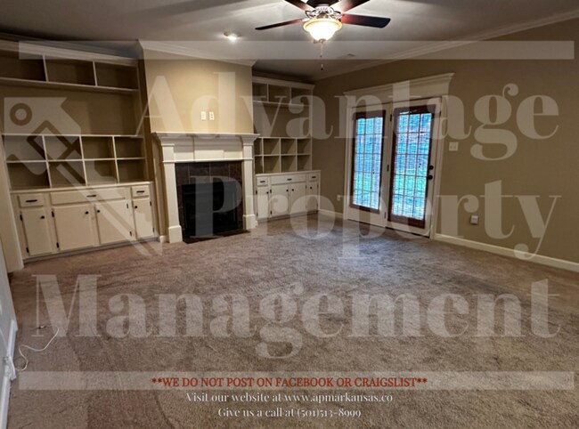 Building Photo - Warm & Welcoming Home with Open Layout and...