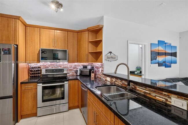 Foto del edificio - 17030 SW 36th Ct