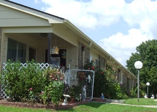 Building Photo - Cullman Manor