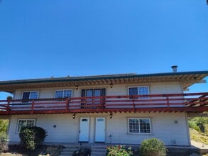 Building Photo - 9149 Rosedale Dr