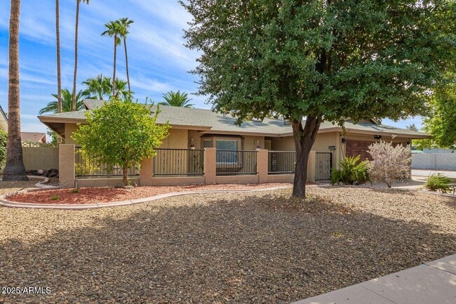 Building Photo - 8201 E Montebello Ave