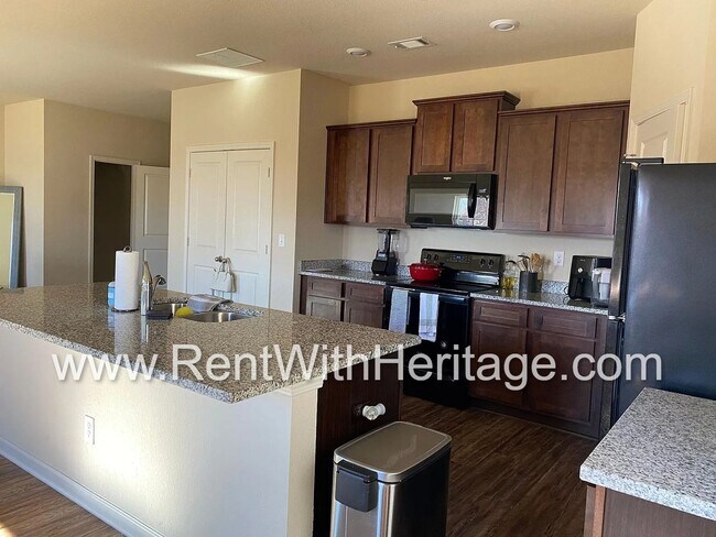 Foto del edificio - Gorgeous 3bd/ 2.5 bath Home in Popular Ann...