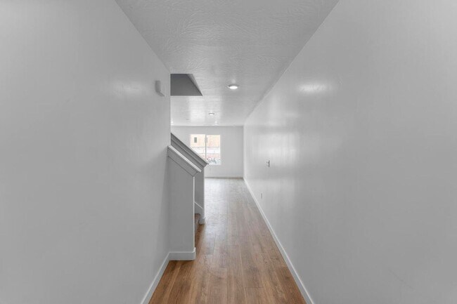 Building Photo - Be the First to Call This Stunning Home in the Highly Sought-After Long Valley Community Home!