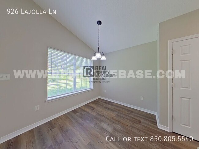 Foto del edificio - 926 Lajolla Ln