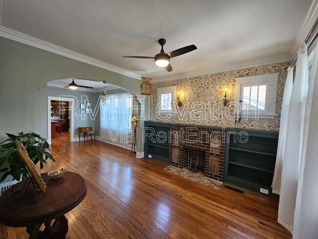 Foto del edificio - 1529 Lowell Blvd