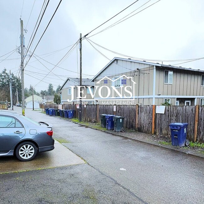 Foto del edificio - 4538 S Warner St