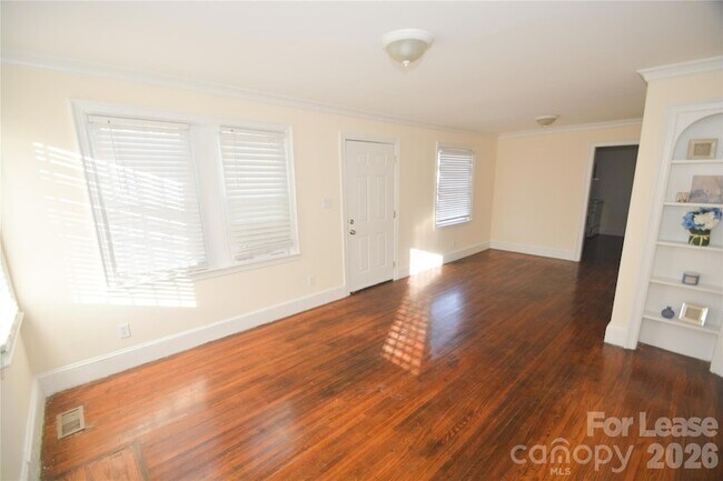 Foto del edificio - 1424 Kennon St