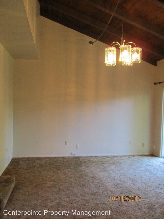 Foto del edificio - 2 br, 1.5 bath House - 2123 NW Watters St.