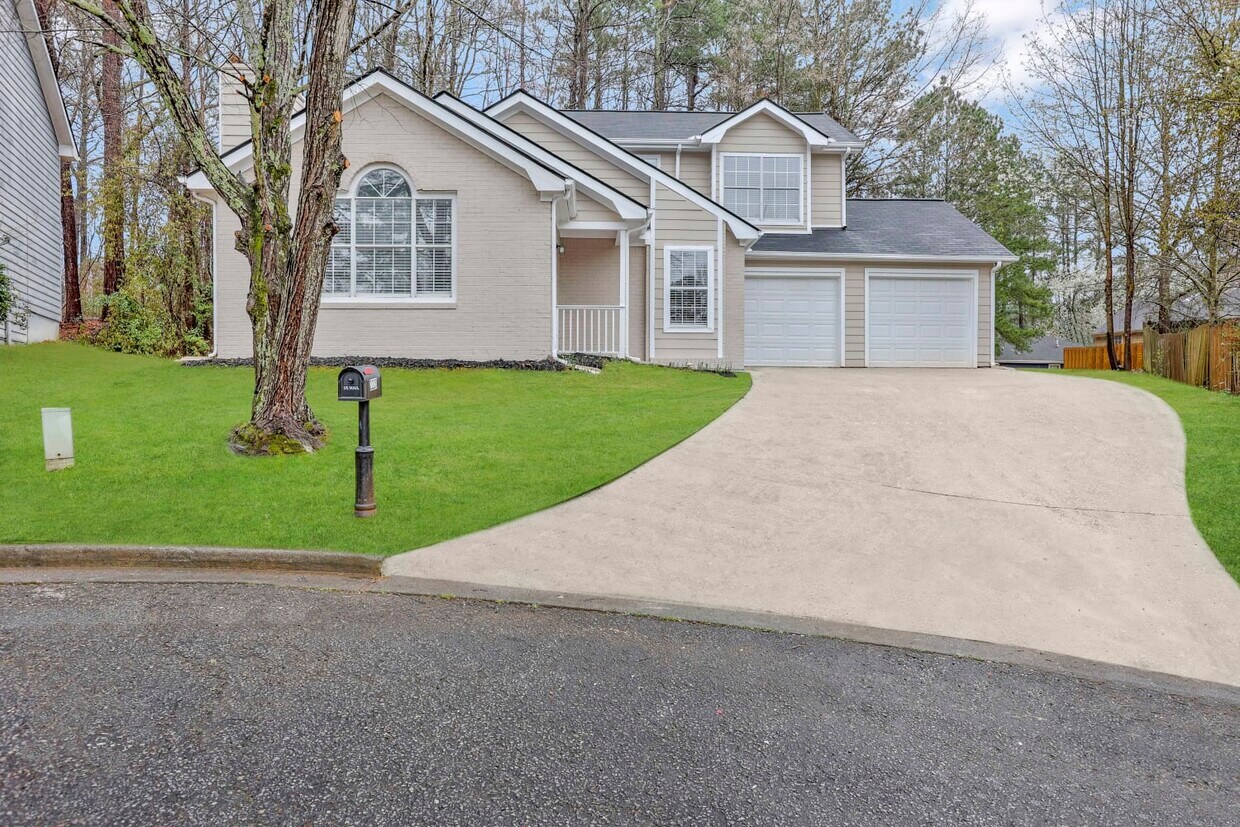 Foto principal - 2220 Cody Ct