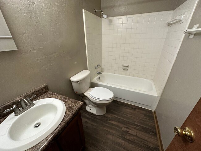 Foto del edificio - 3447 Bear Creek Rd