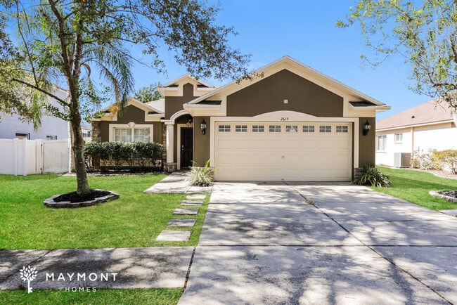 Building Photo - 2615 Queen Alberta Dr