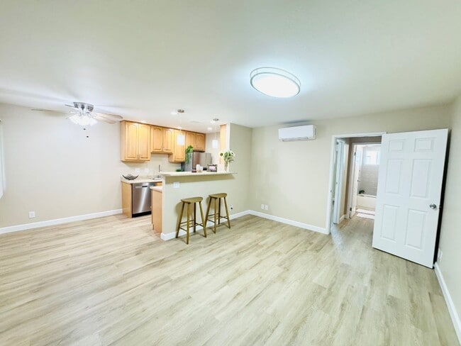 Building Photo - The Court Apartments