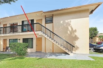 Building Photo - 2530 W 67th Pl