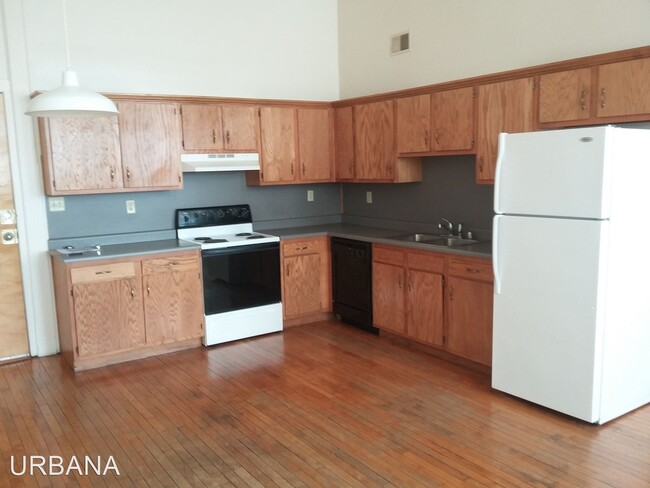 Foto del edificio - 2 br, 1 bath Apartment - 632 S 22nd Street