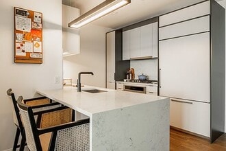 Building Photo - Park 151