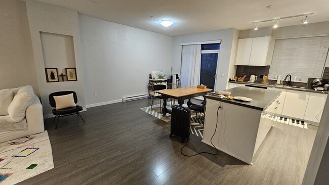 Building Photo - 8138-8204 204 St