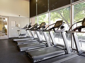 AMLI Warner Center photo'