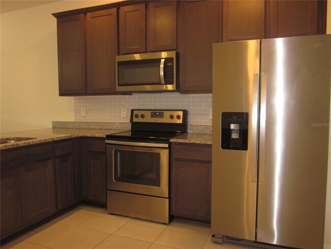 Foto del edificio - 1115 Hillhurst Dr