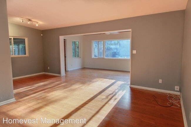 Building Photo - 3 br, 2 bath House - 3244 Inverness Court