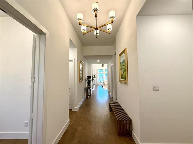 Foto del edificio - 4601 Bertrand Dr